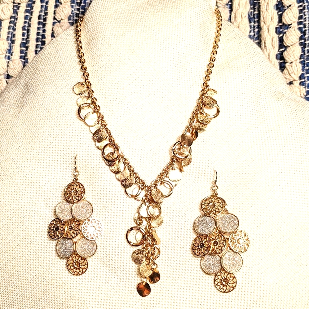 Gold-tone Necklace and Earrings Set Costume Fashion Jewelry Filigree Discs Boho